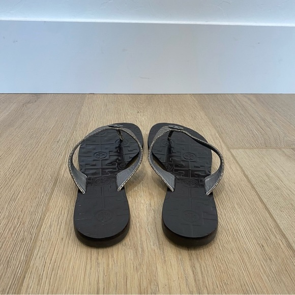 Tory Burch Silver Snake Embossed Thong Sandal - Picture 3 of 6